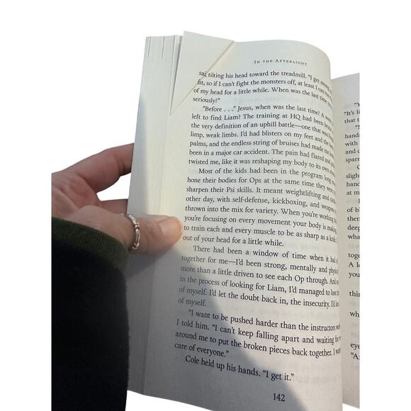 The Darkest Minds Series Boxed Set 4 Book Paperback Set Young Adult fiction - Picture 5 of 5